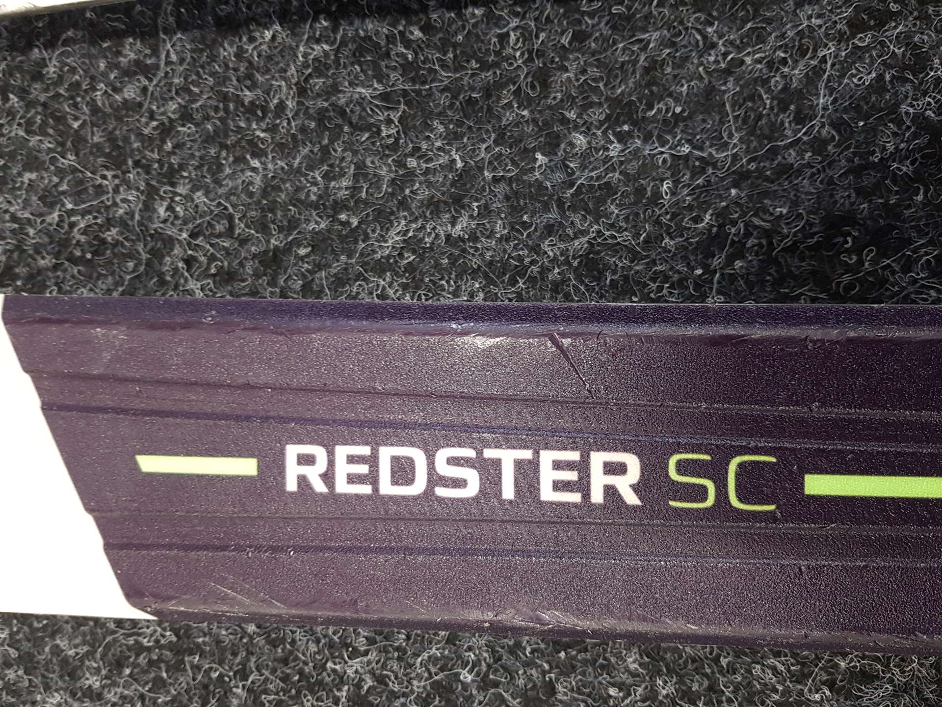 Skis ATOMIC REDSTER SC d'occasion + fixations Atomic10