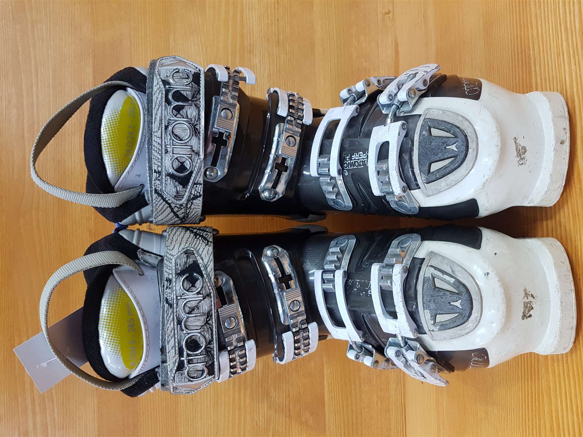 Použité lyžiarky ATOMIC Plus