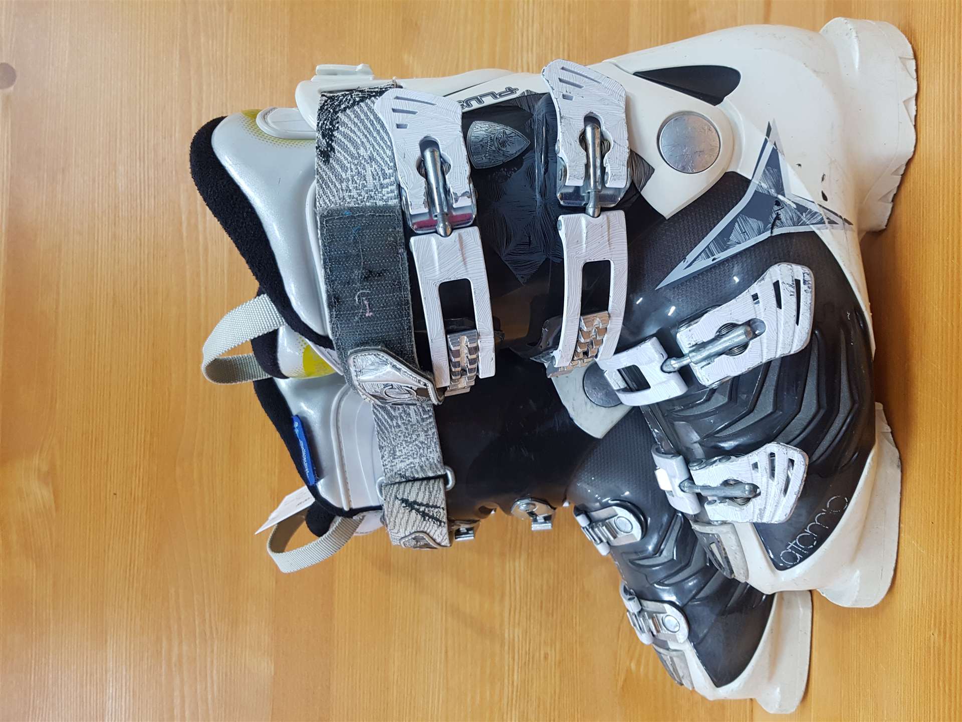 Použité lyžiarky ATOMIC Plus