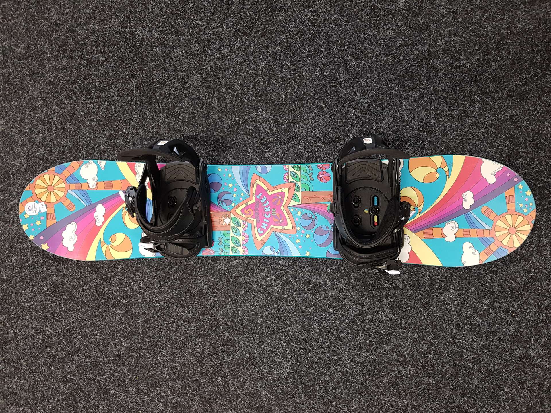 Używana deska snowboardowa BURTON Chicklet + wiązania Head rozmiar S