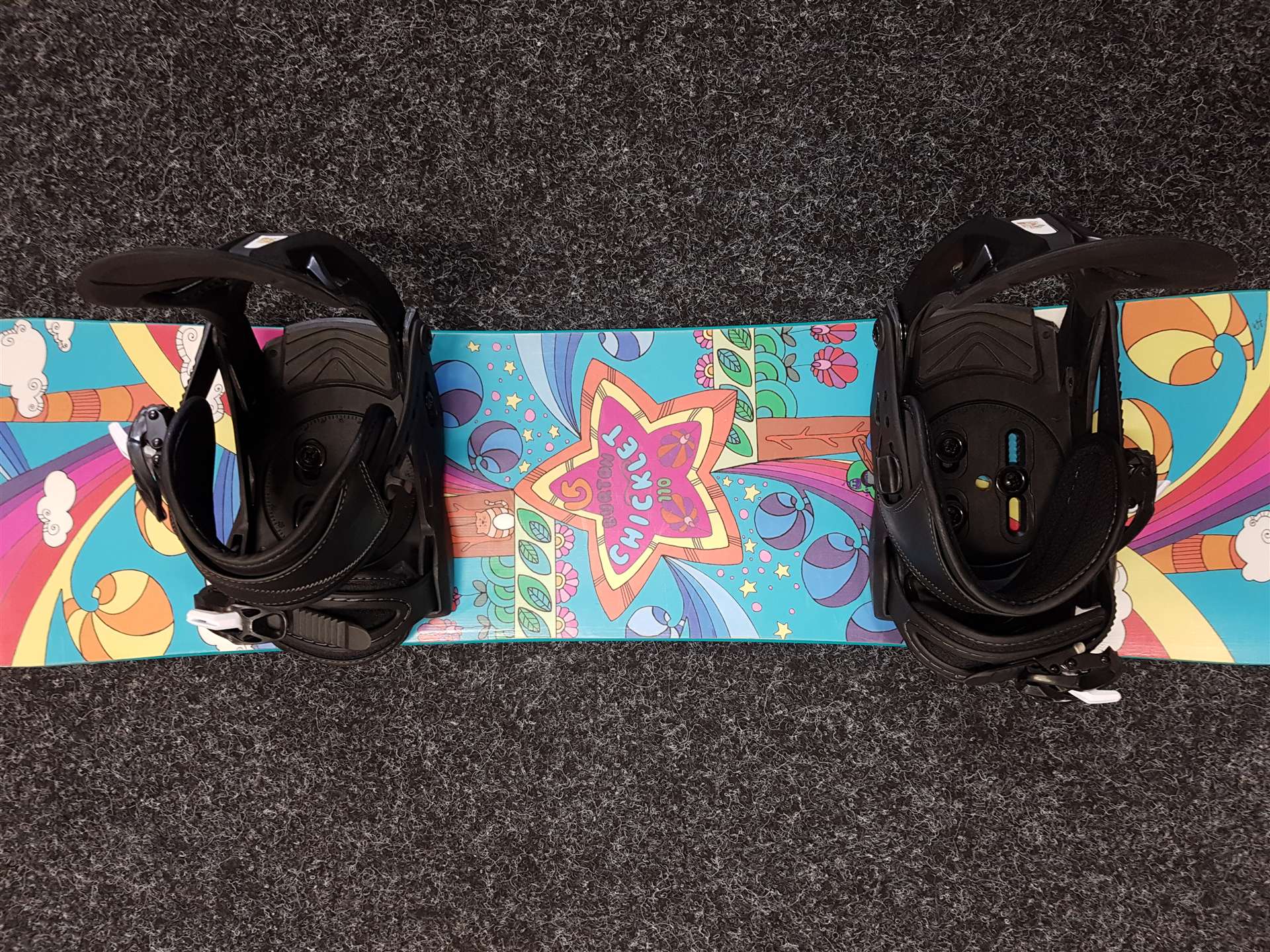 Używana deska snowboardowa BURTON Chicklet + wiązania Head rozmiar S