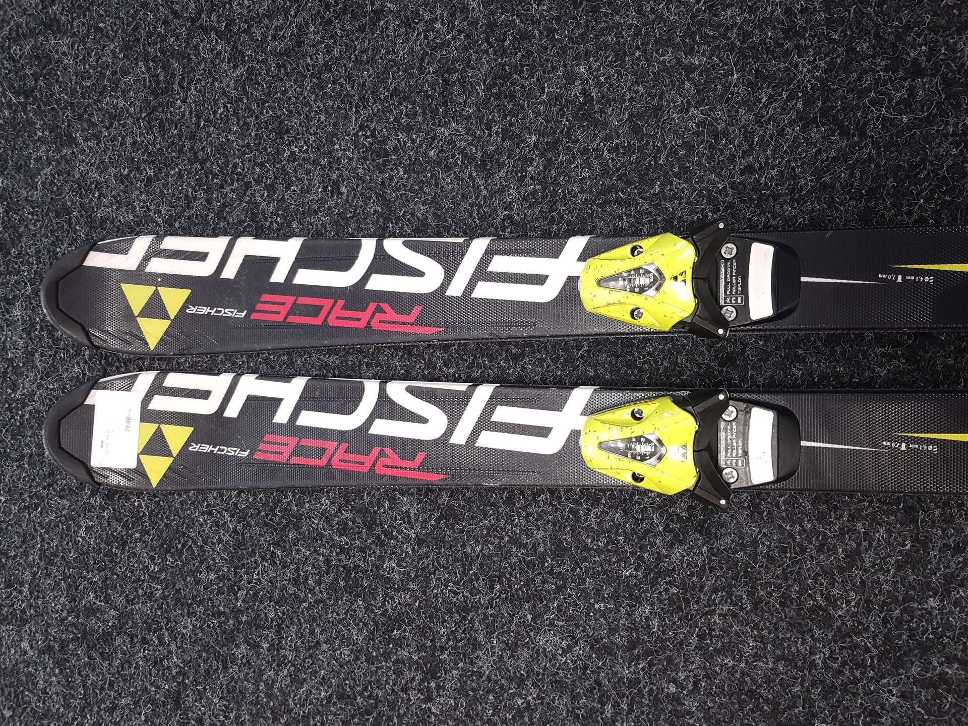 Sci da corsa per bambini FISCHER usati + attacchi Fischer FJ 4