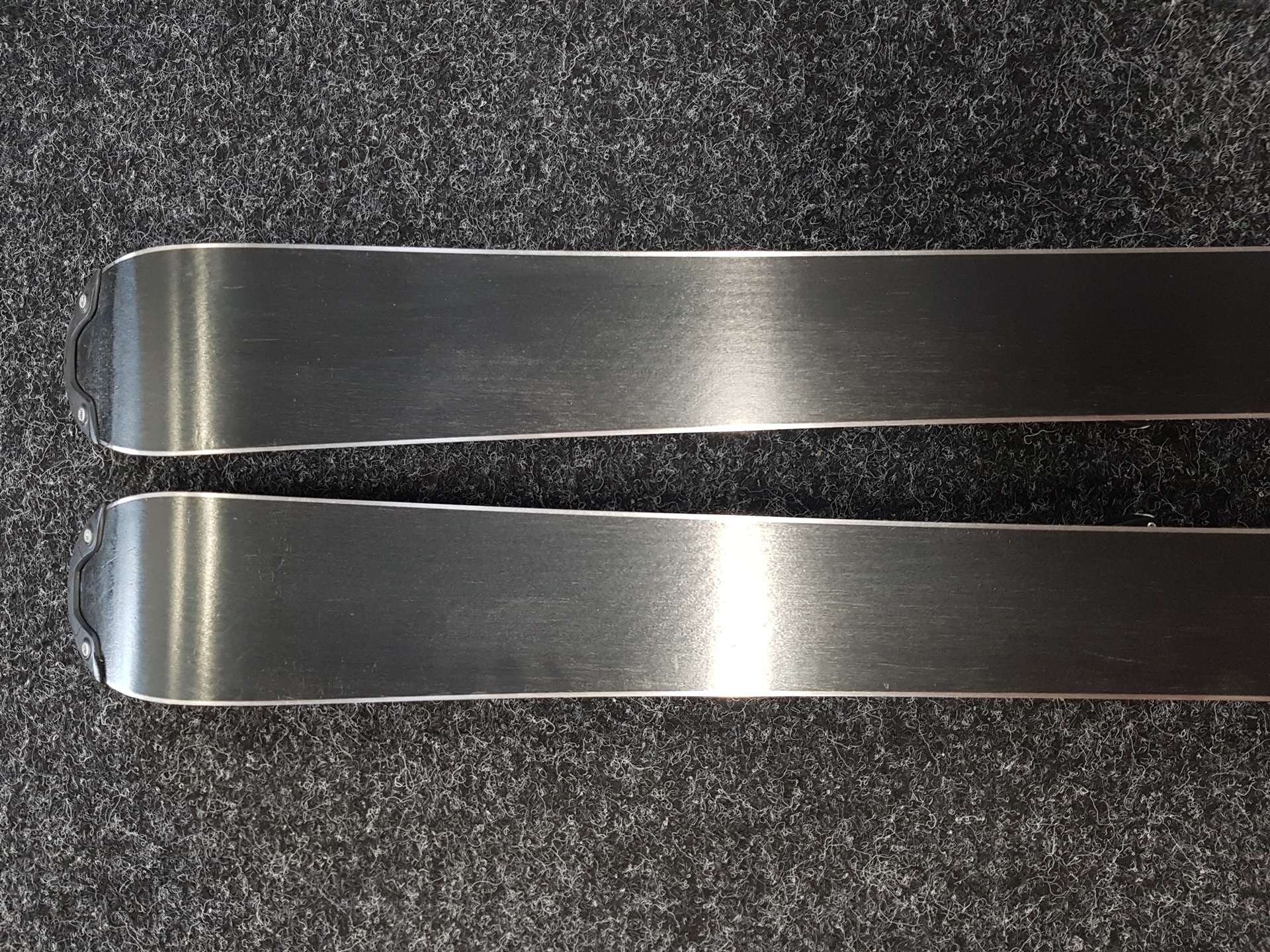 Sci da corsa per bambini FISCHER usati + attacchi Fischer FJ 4