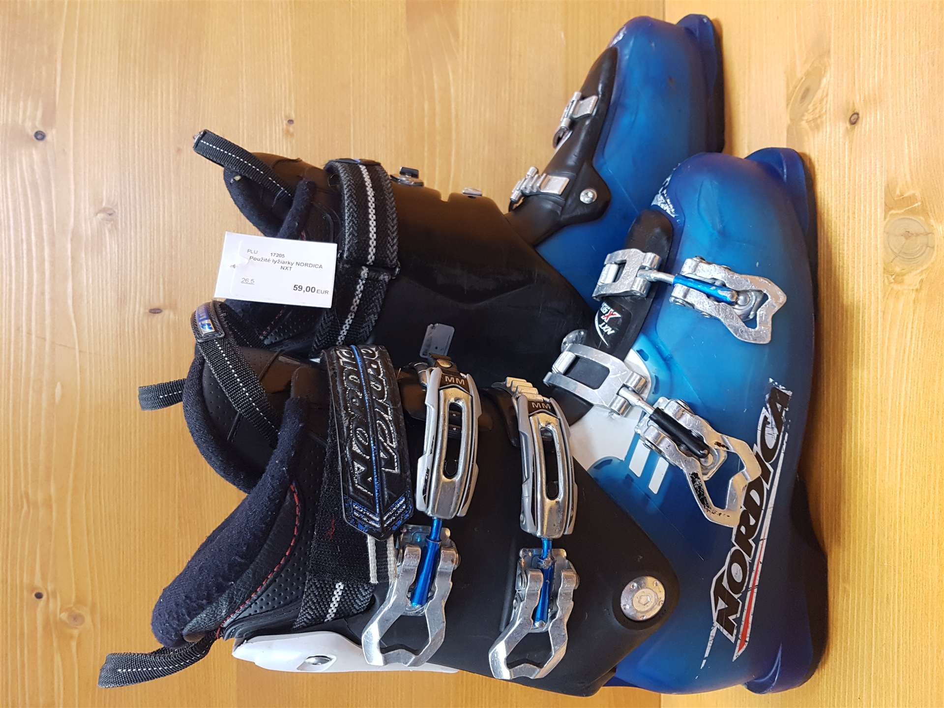 Clăpari de schi NORDICA NXT second-hand