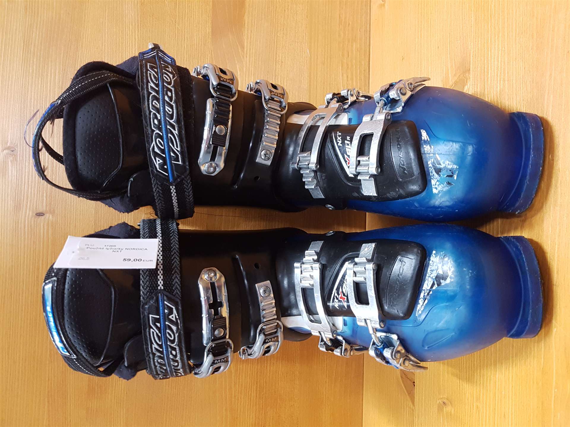 Clăpari de schi NORDICA NXT second-hand