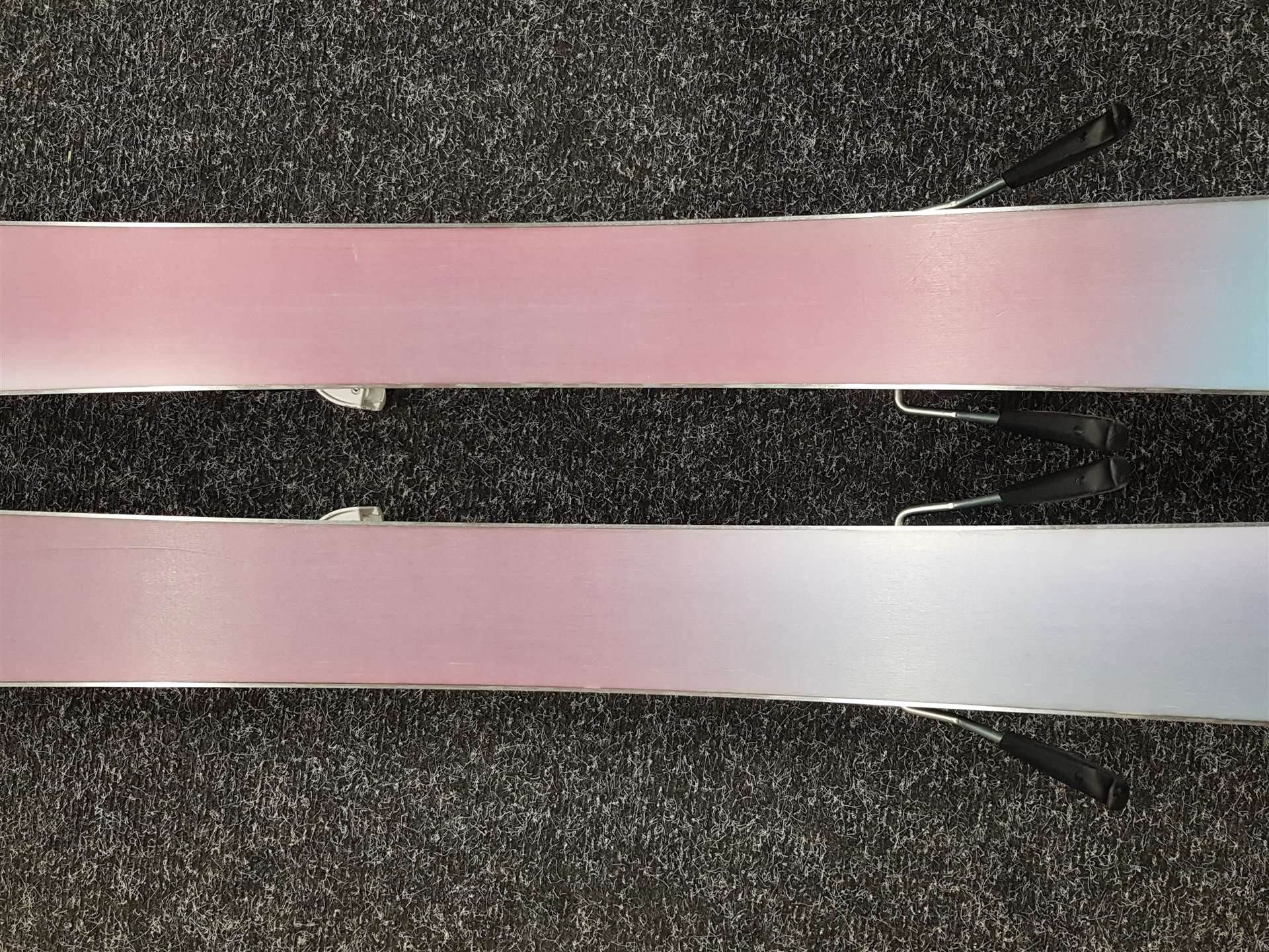 Gebrauchte Skier SPORTEN RDUMB