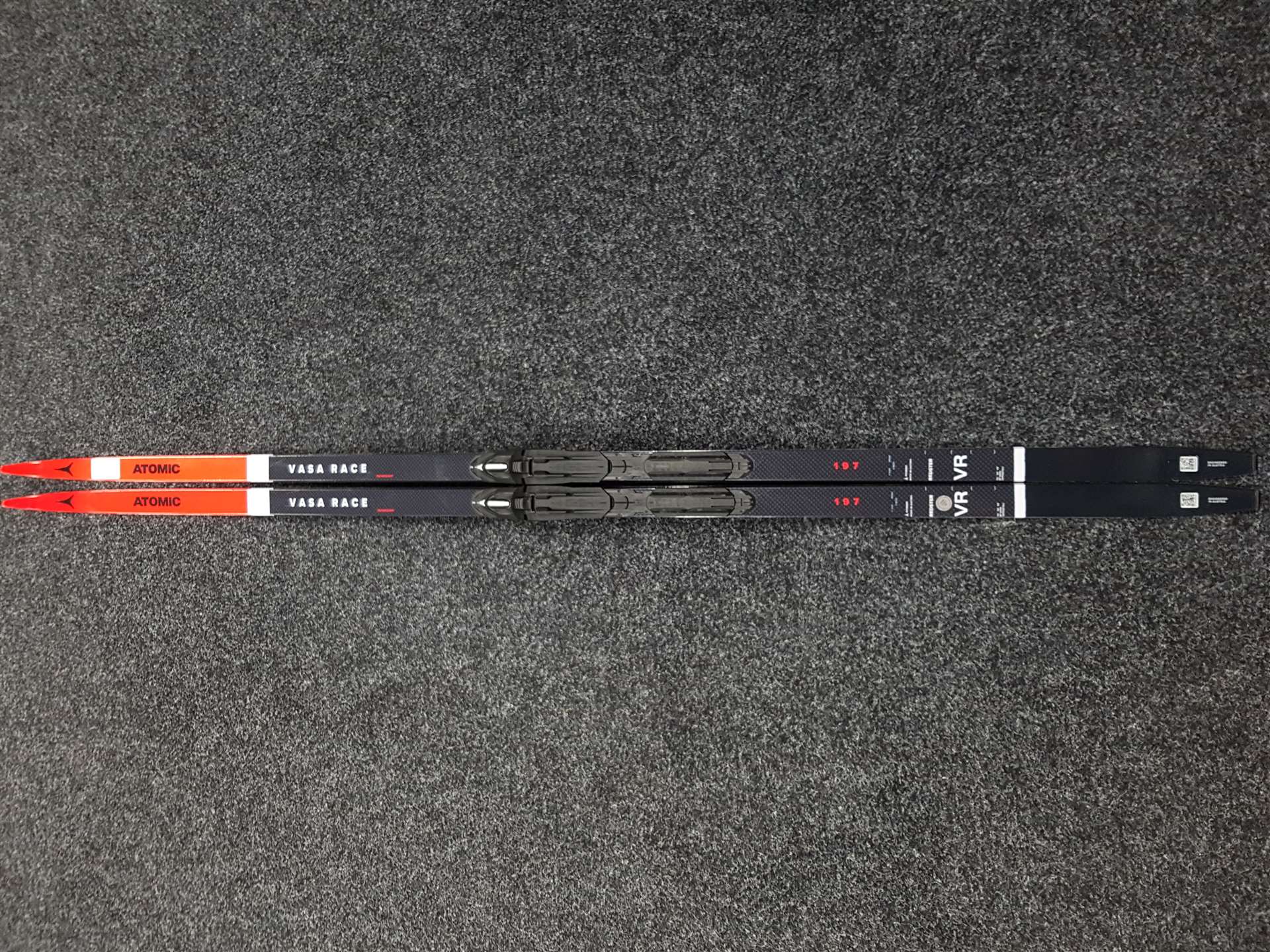 Gebrauchte Atomic Redster Vasa Race Langlaufski + NNN Atomic Prolink Bindungen