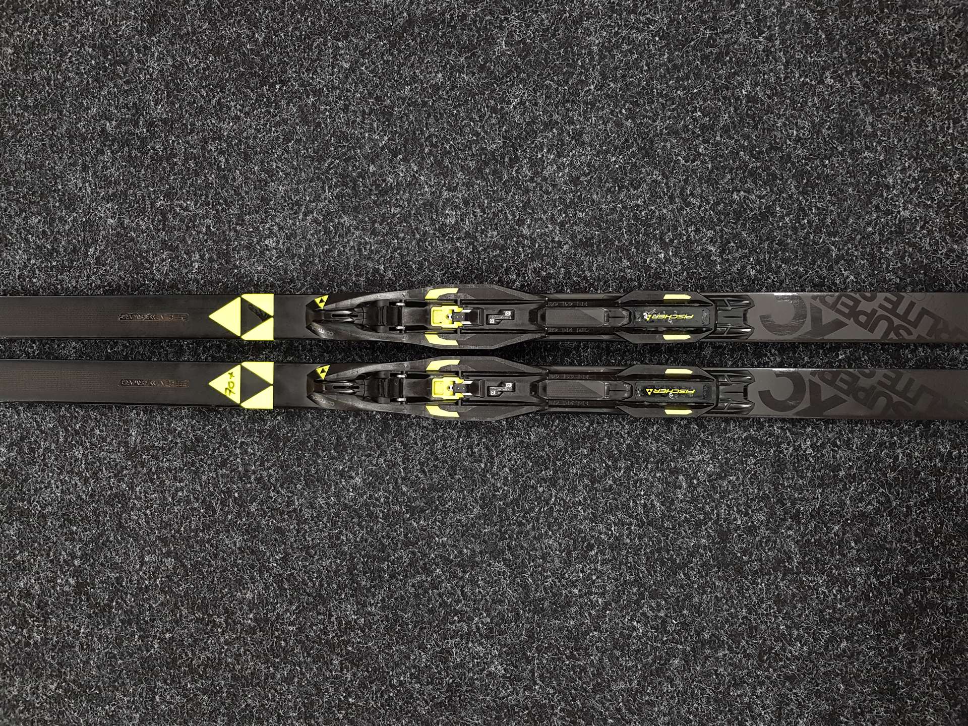 Gebrauchte FISCHER XC Superlite Crown Langlaufski + NNN Fischer Control Bindungen