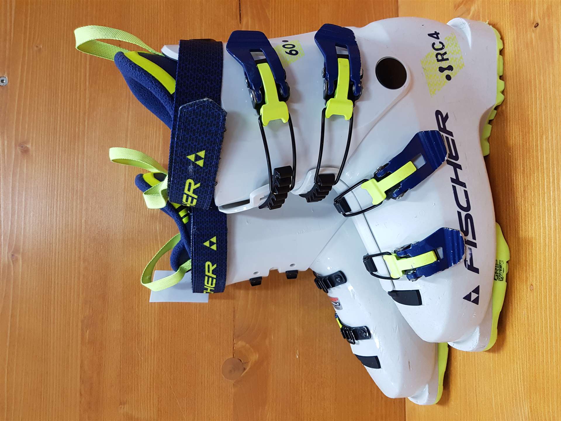 Chaussures de ski FISCHER RC4 d'occasion