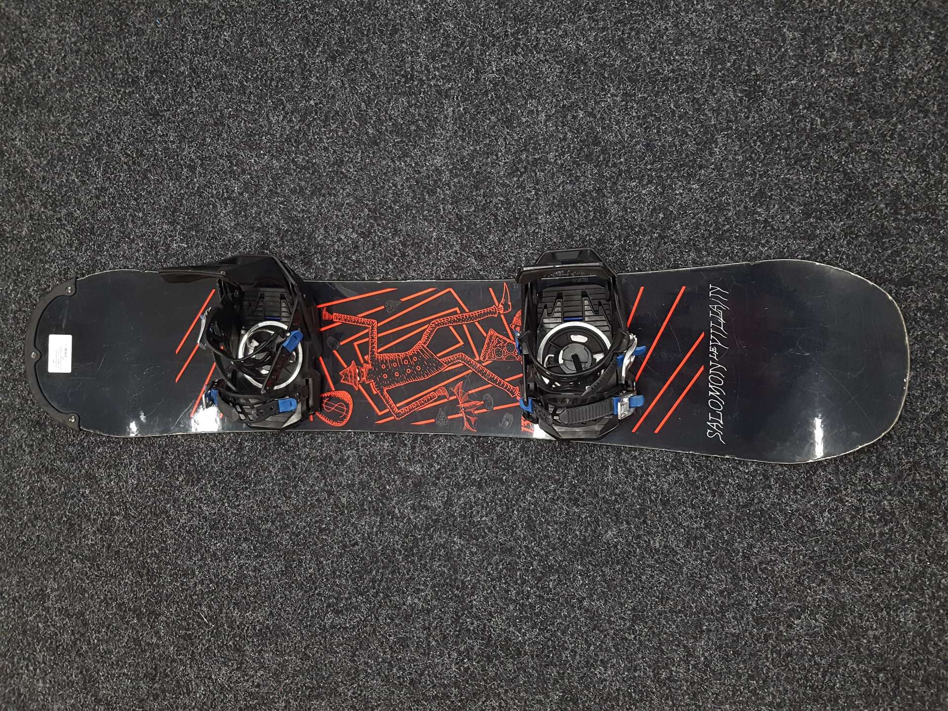 Używana deska snowboardowa SALOMON Le Villain + wiązania Rossignol rozmiar S/M