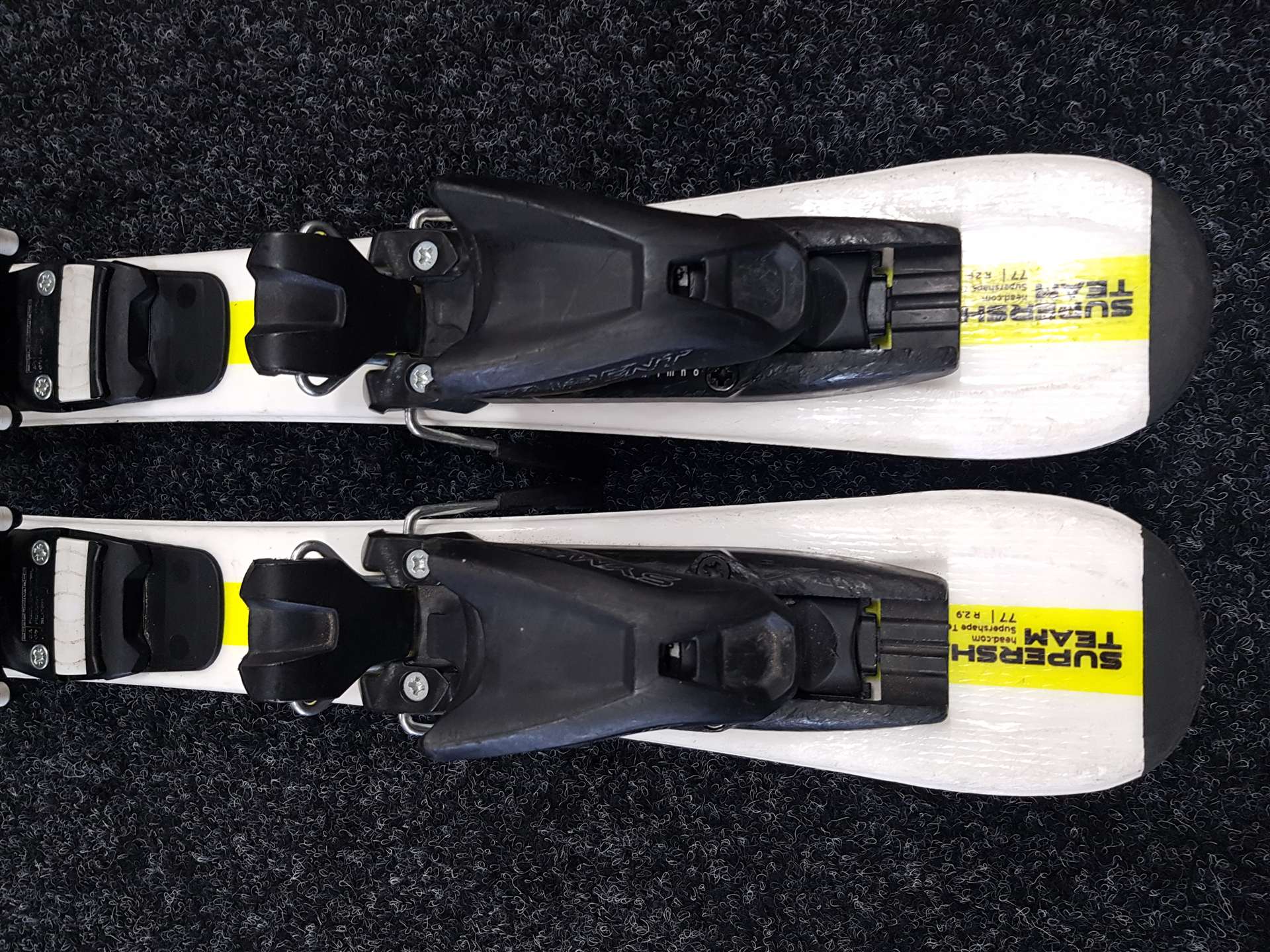 Rabljene dječje skije HEAD Supershape Team + vezovi Tyrolia SR 4.5