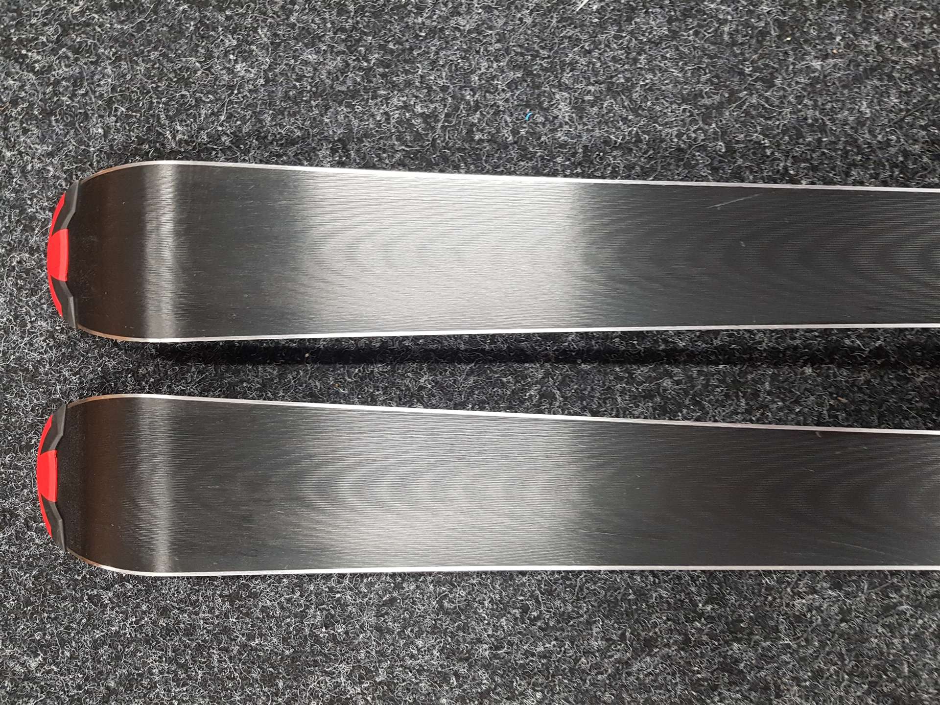 Gebrauchte TECNOPRO XT Team Ski + Atomic 7.5 Bindungen