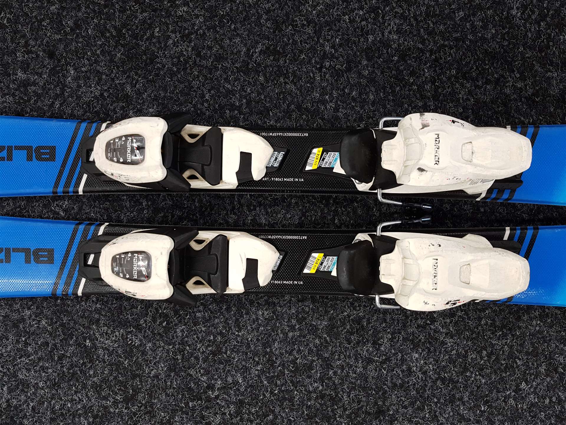 Použité dětské lyže BLIZZARD RTX Junior + vázání Marker 4.5