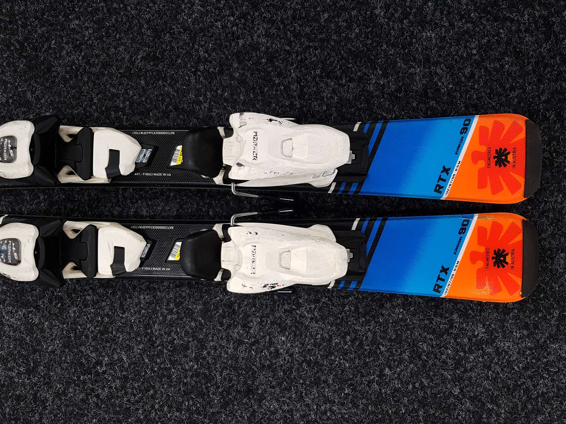 Použité dětské lyže BLIZZARD RTX Junior + vázání Marker 4.5