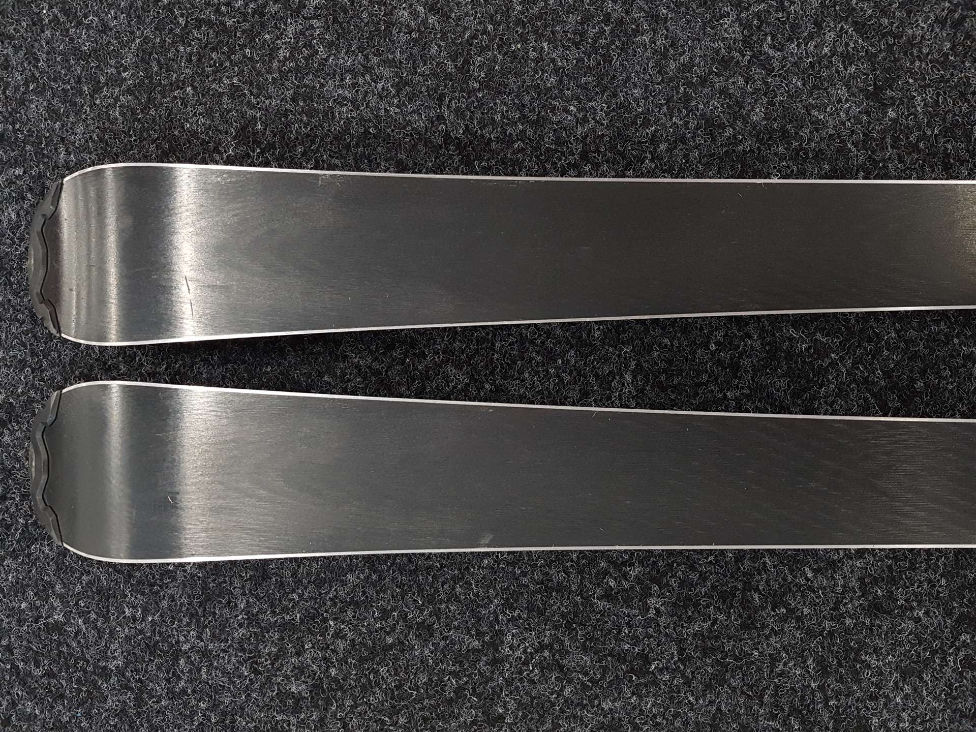 Skis HEAD Super Shape d'occasion + fixations Tyrolia SLR 7.5