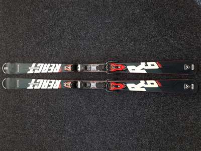 Použité lyže ROSSIGNOL React 6 Compact + vázání Look Xpress 11