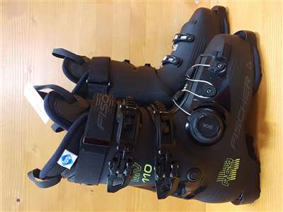 Używane buty narciarskie FISCHER RC4 MV 110