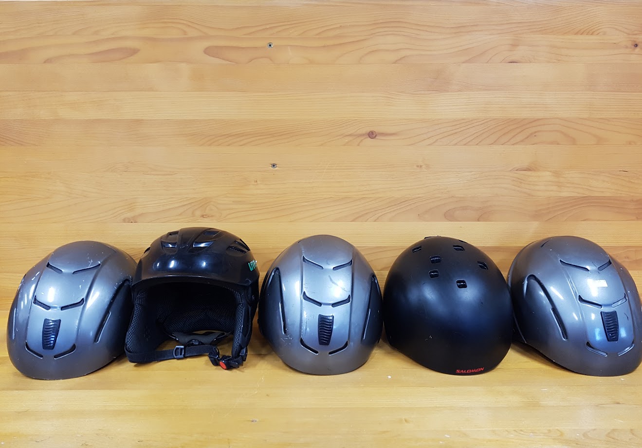 Casques Bazaar Mix 12pcs (XS-XL)