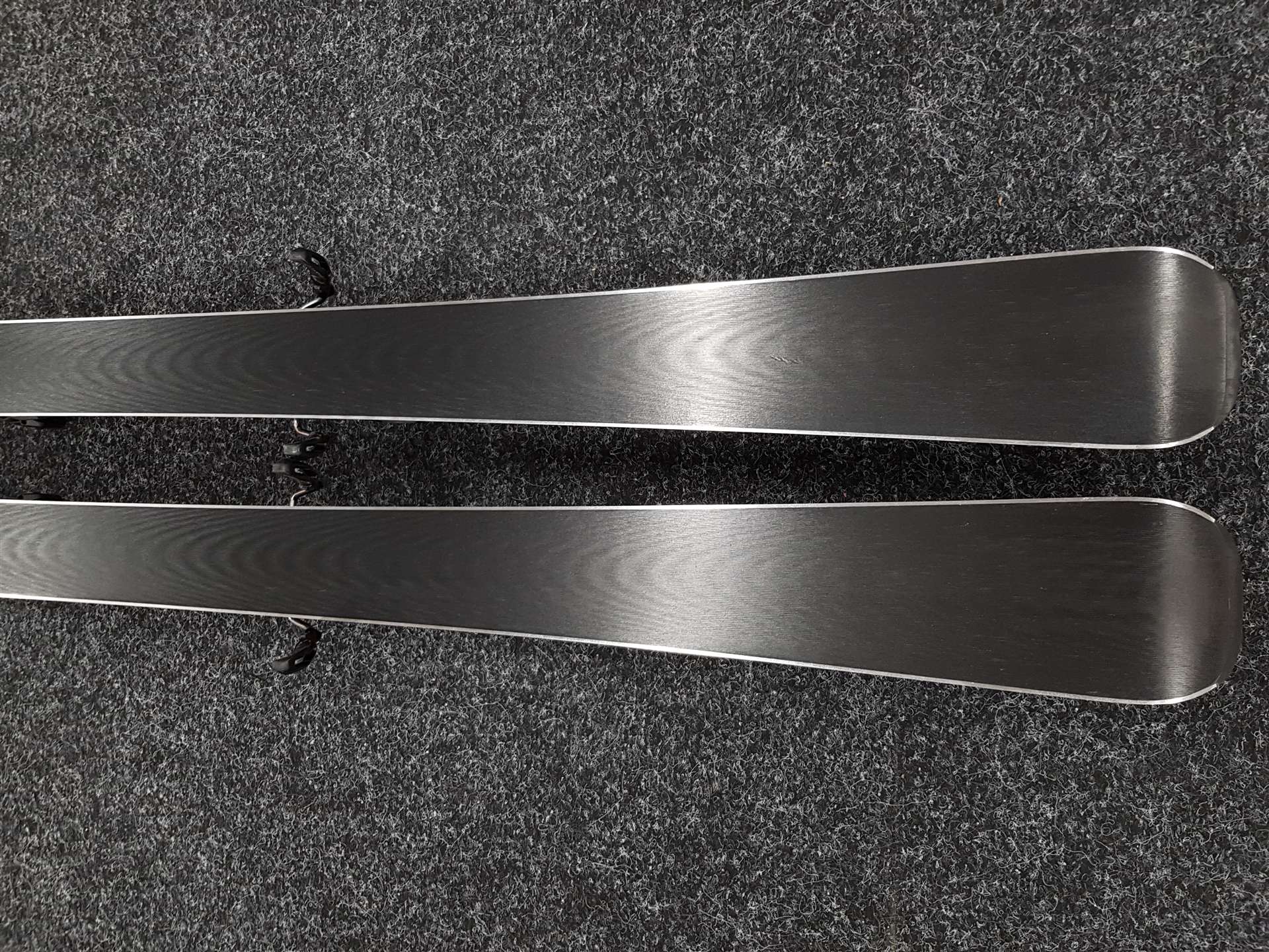 Skis d'occasion BLIZZARD Stormbird 7.2 + fixations Marker TPC 10