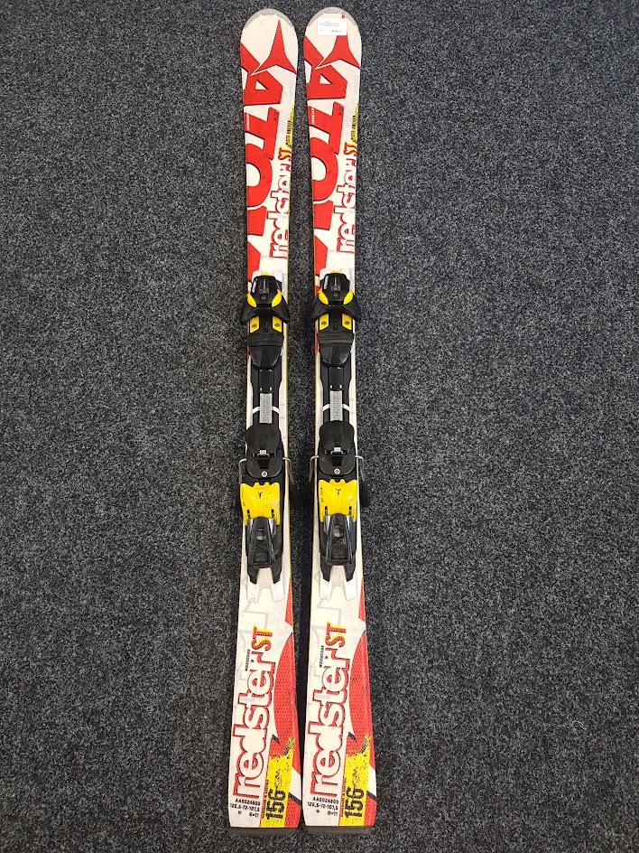 Gebrauchte Atomic Redster ST Ski + Atomic 10 Bindungen
