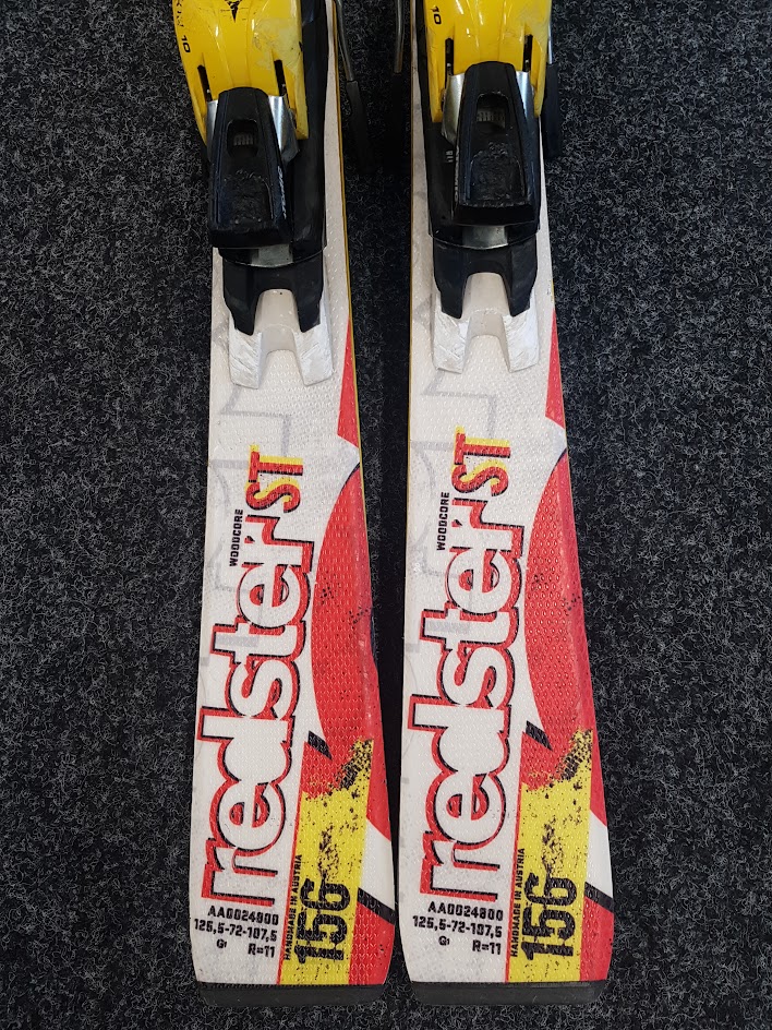 Gebrauchte Atomic Redster ST Ski + Atomic 10 Bindungen