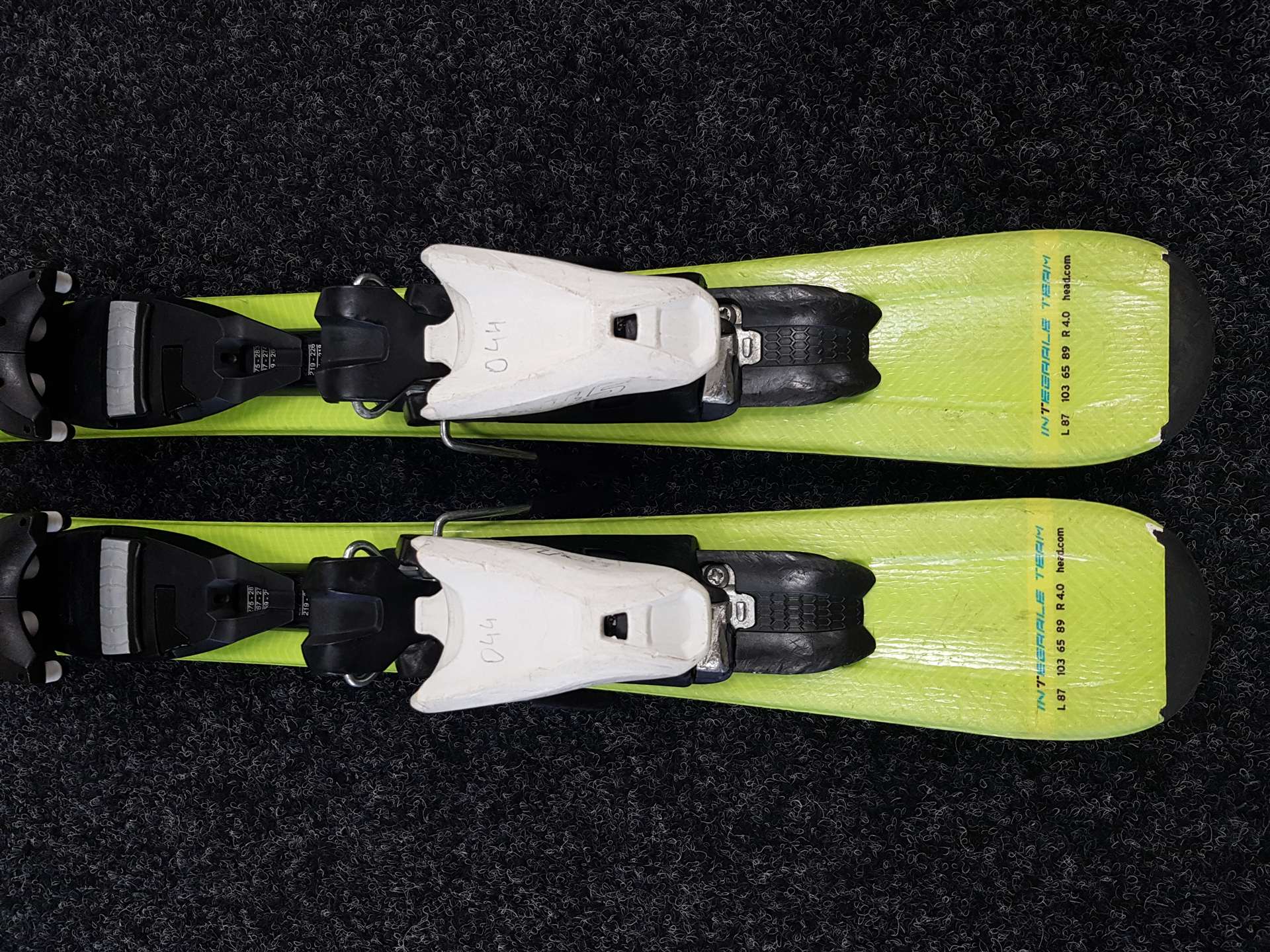 Rabljene dječje skije HEAD Integrale 87 + vezovi Head 4.5