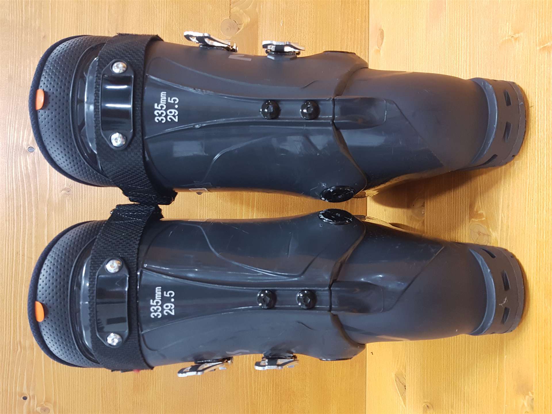 Použité lyžiarky TECNICA Mach Sport HV RT 80