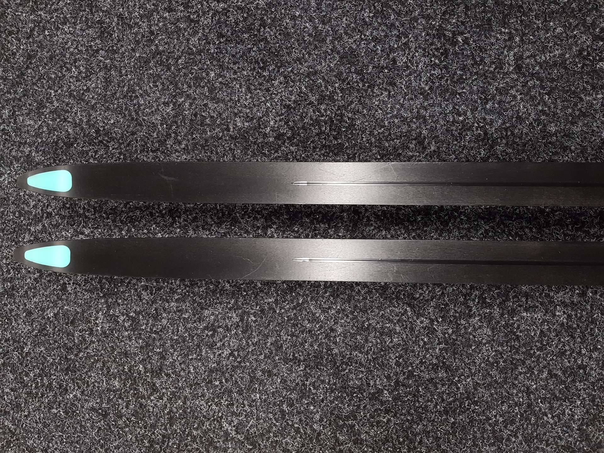 Schiuri de fond Kastle XP 30 folosite + legături NNN Rottefella