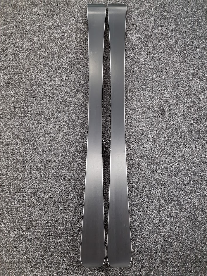 Schiuri Rossignol React 6 Compact folosite