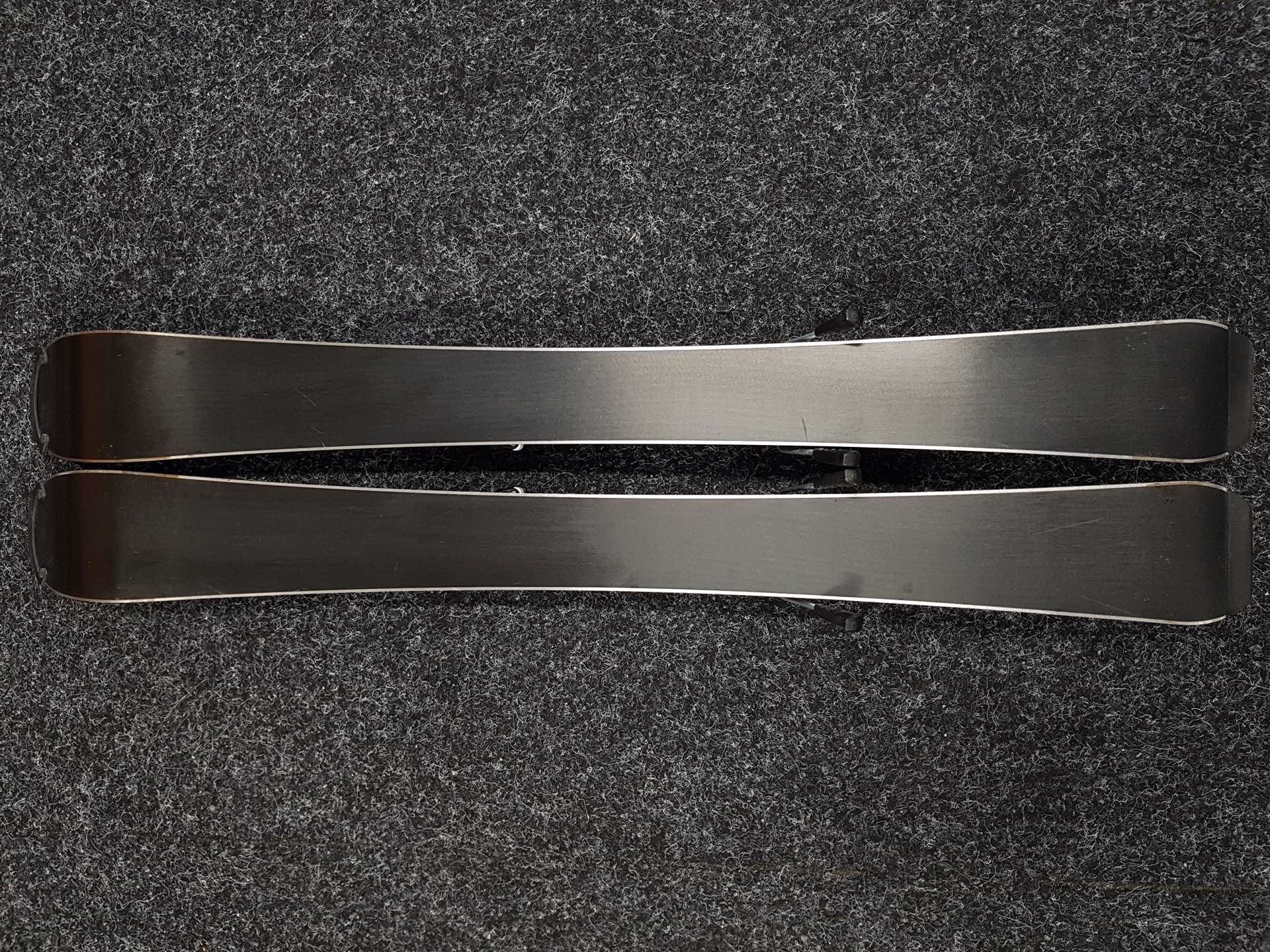 Skis enfant d'occasion SPORTEN XOXO + fixations Tyrolia SLR 4.5