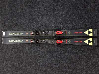 Schiuri FISCHER RC4 PRO Ti folosite + legături Fischer RS11