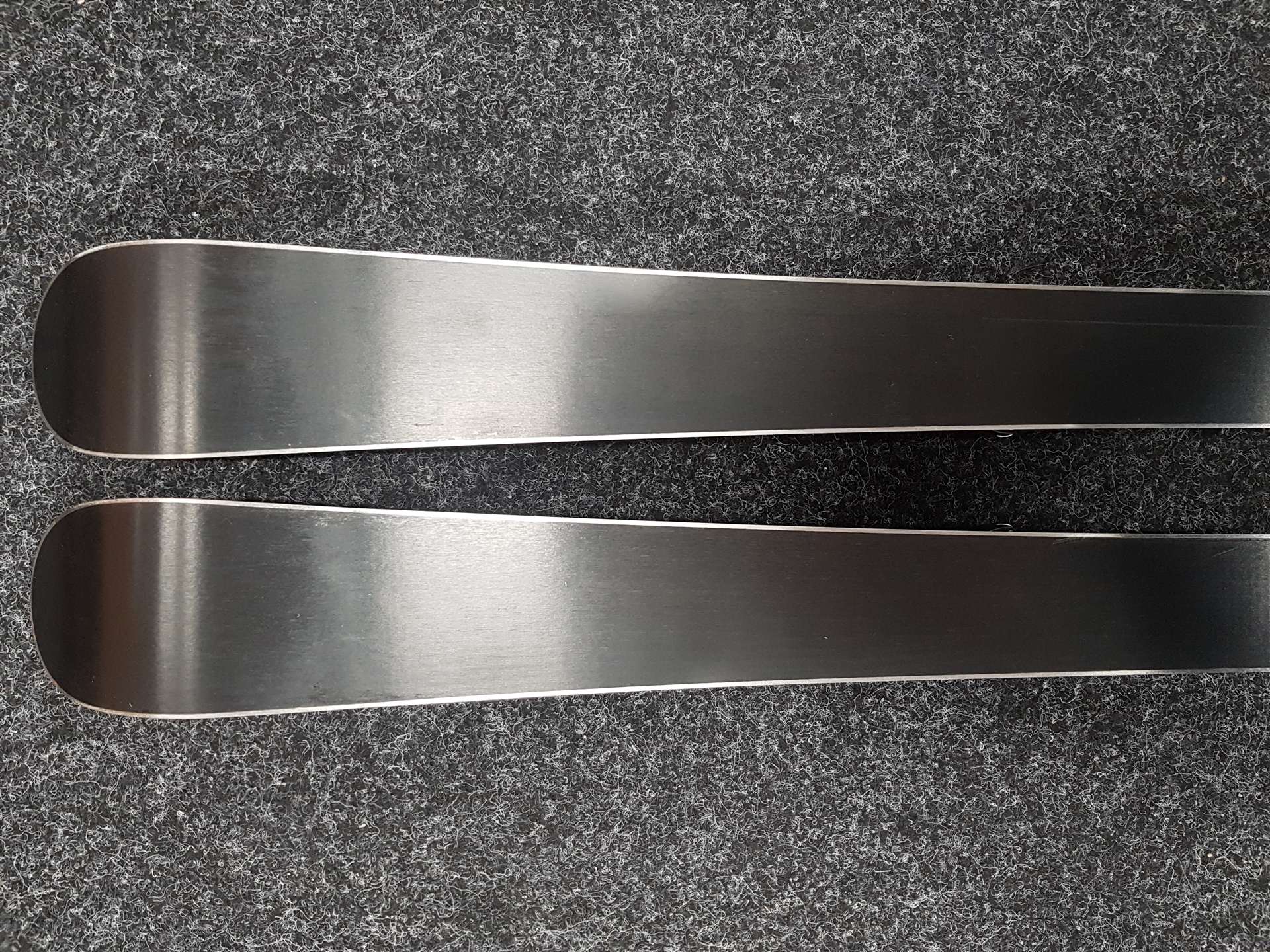 Použité detské lyže ELAN Formula S + viazanie Elan 4.5