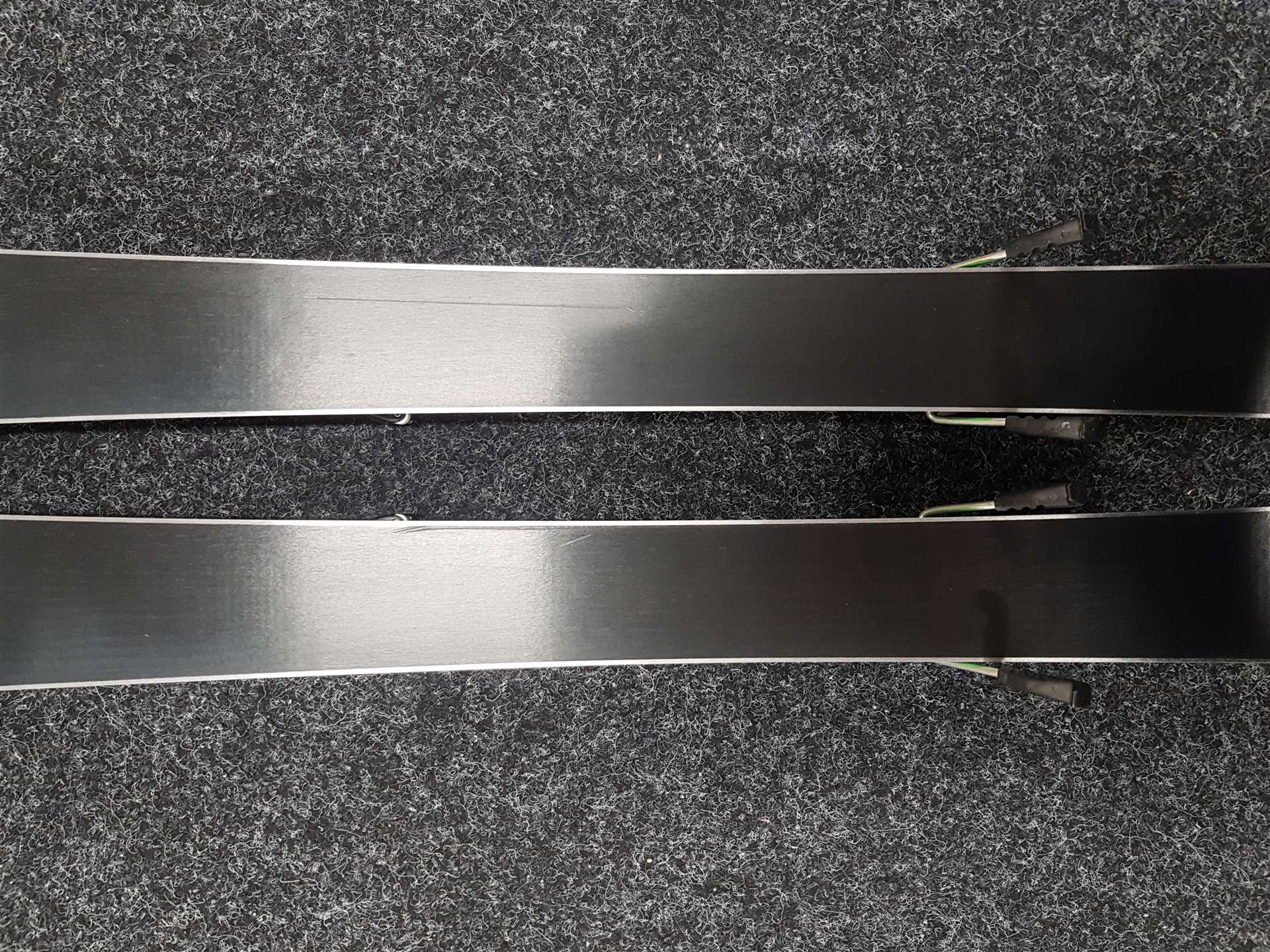 Použité detské lyže ELAN Formula S + viazanie Elan 4.5