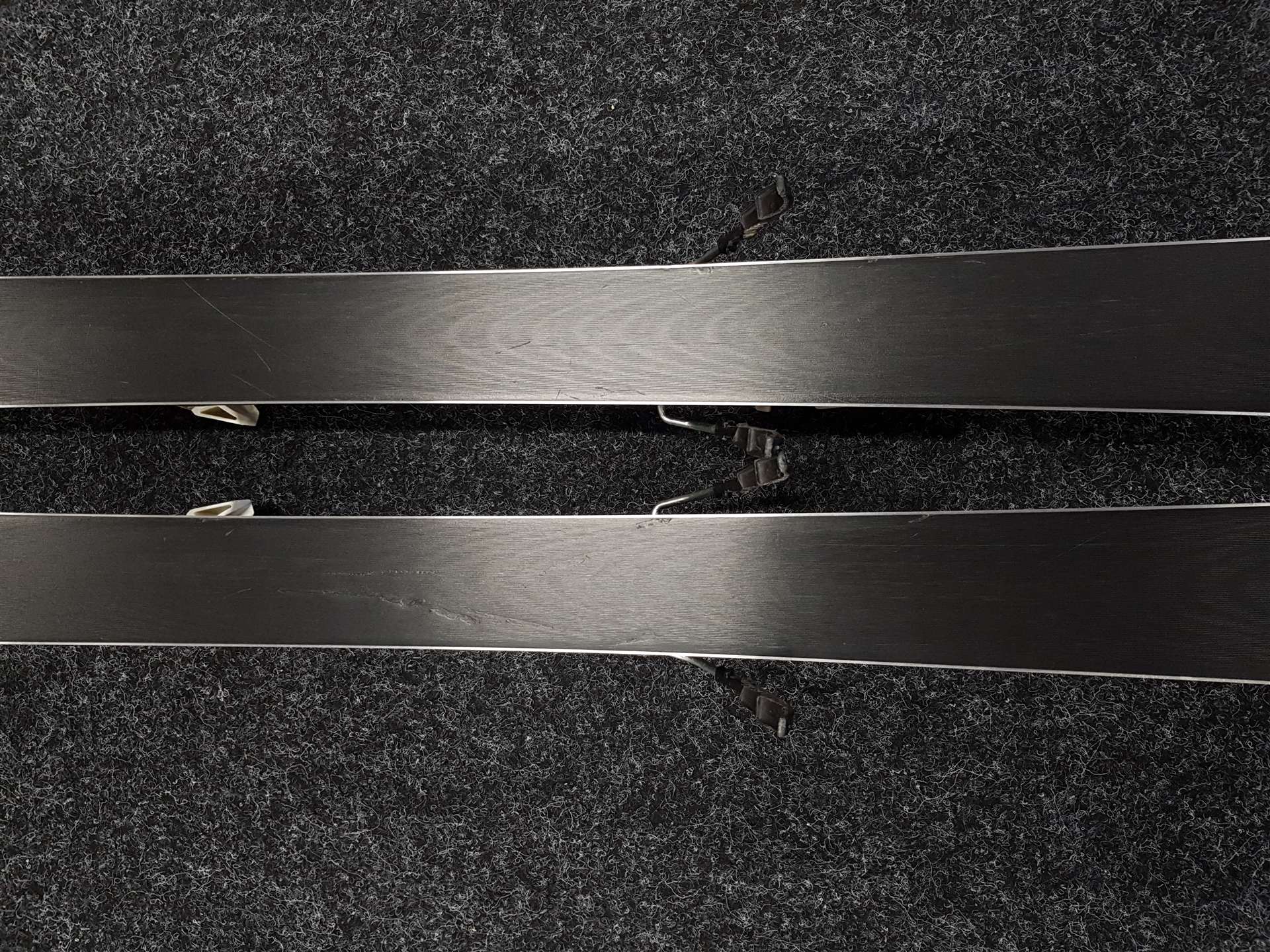 Sci VOLKL Sensor usati + attacchi Marker M3 10