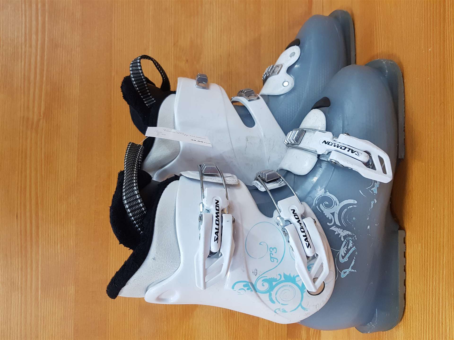 Chaussures de ski SALOMON T3 d'occasion