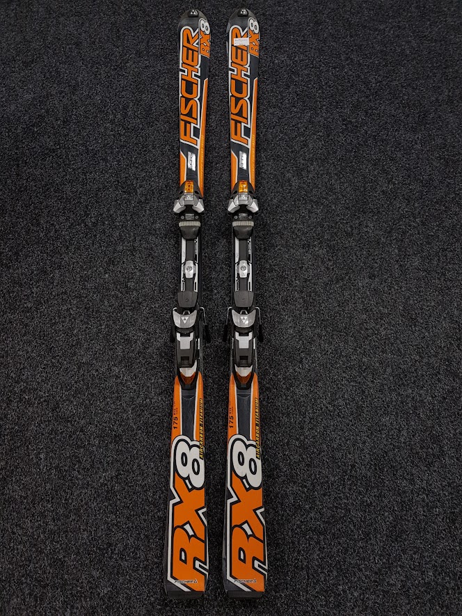 Bazárové lyže FISCHER RX 8
