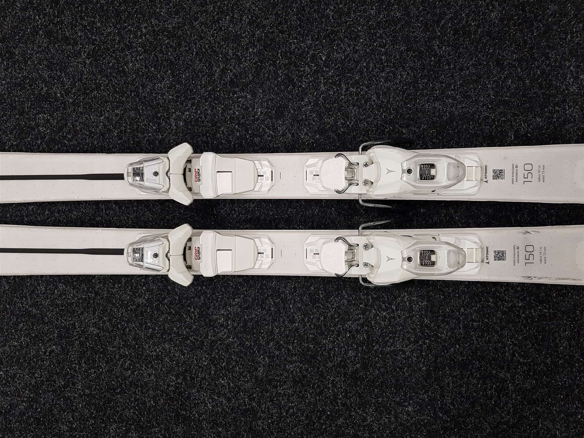 Gebrauchte ATOMIC Cloud C8 Ski + Atomic M 10 Bindungen