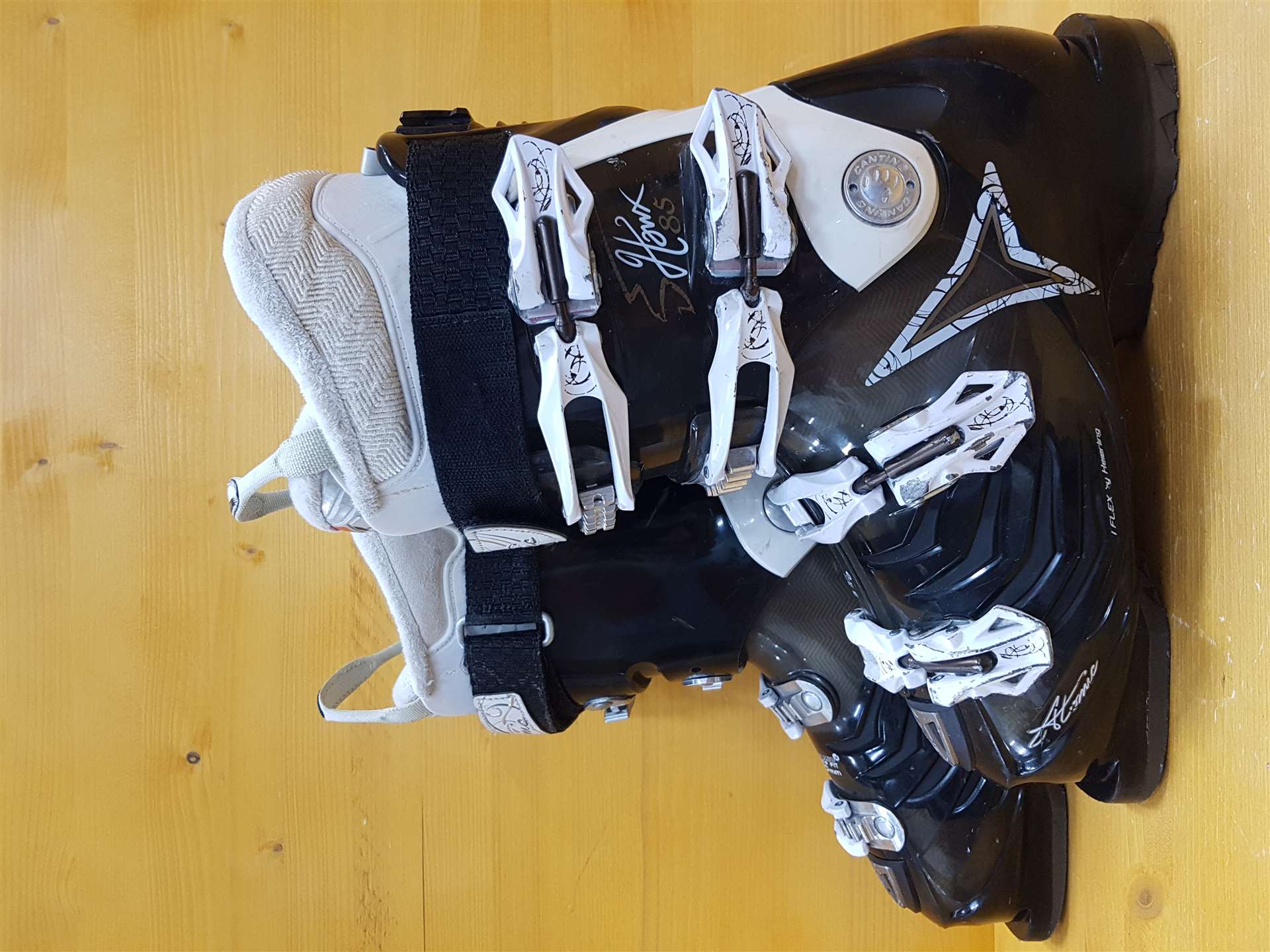 Gebrauchte Atomic Hawx 85 Skischuhe