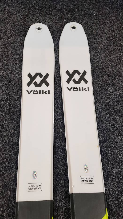 Jazdené skialpové lyže VOLKL VTA 80+ MARKER TOUR F10 + Stúpacie pásy 