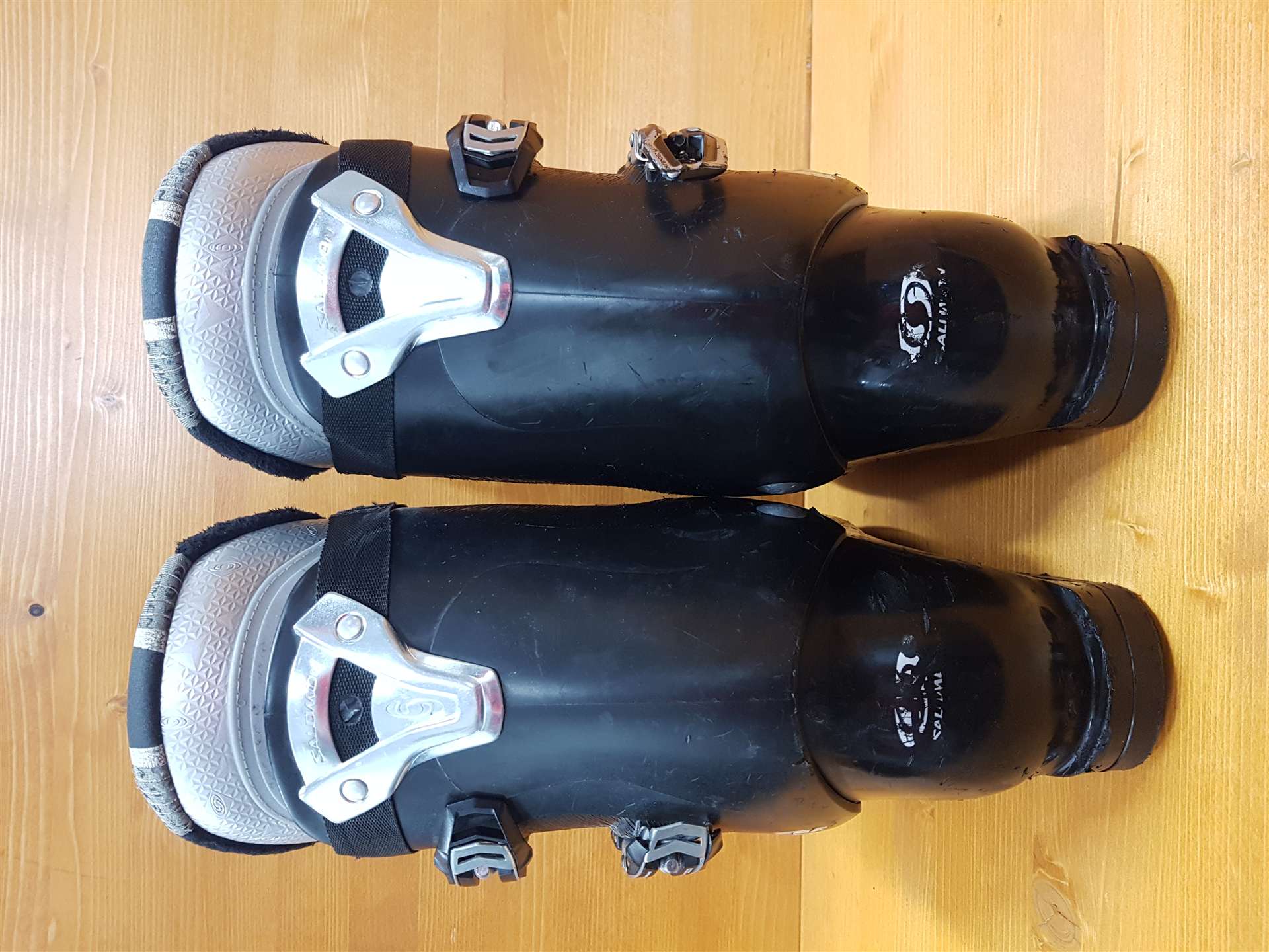 Clăpari de schi second-hand SALOMON Mission 4 sensifit