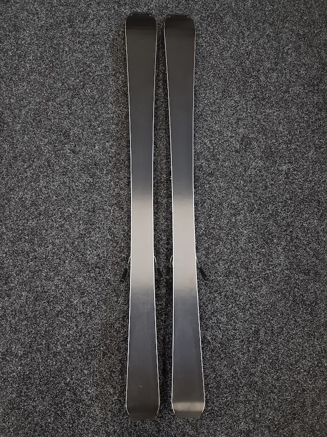 Gebrauchte SPORTEN Venus Ski + Tyrolia SLR 7.5 Bindungen