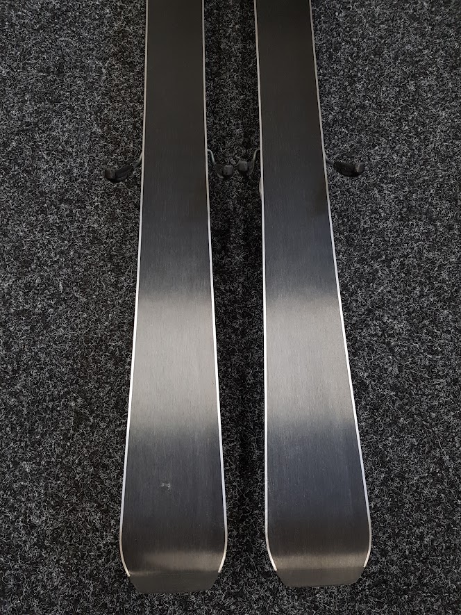 Gebrauchte SPORTEN Venus Ski + Tyrolia SLR 7.5 Bindungen