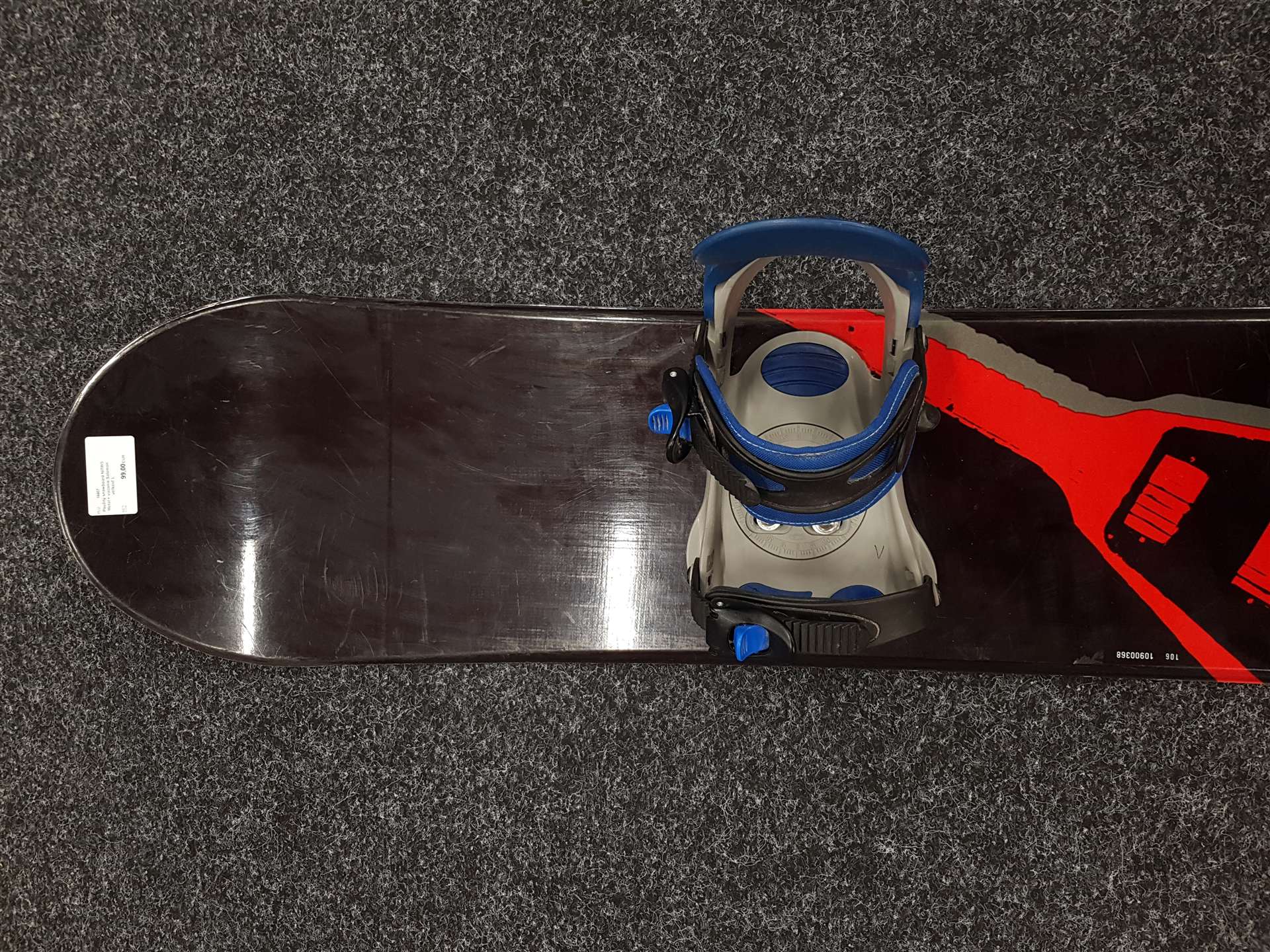 Použitý snowboard NITRO Metal + viazanie Salomon veľkosť L