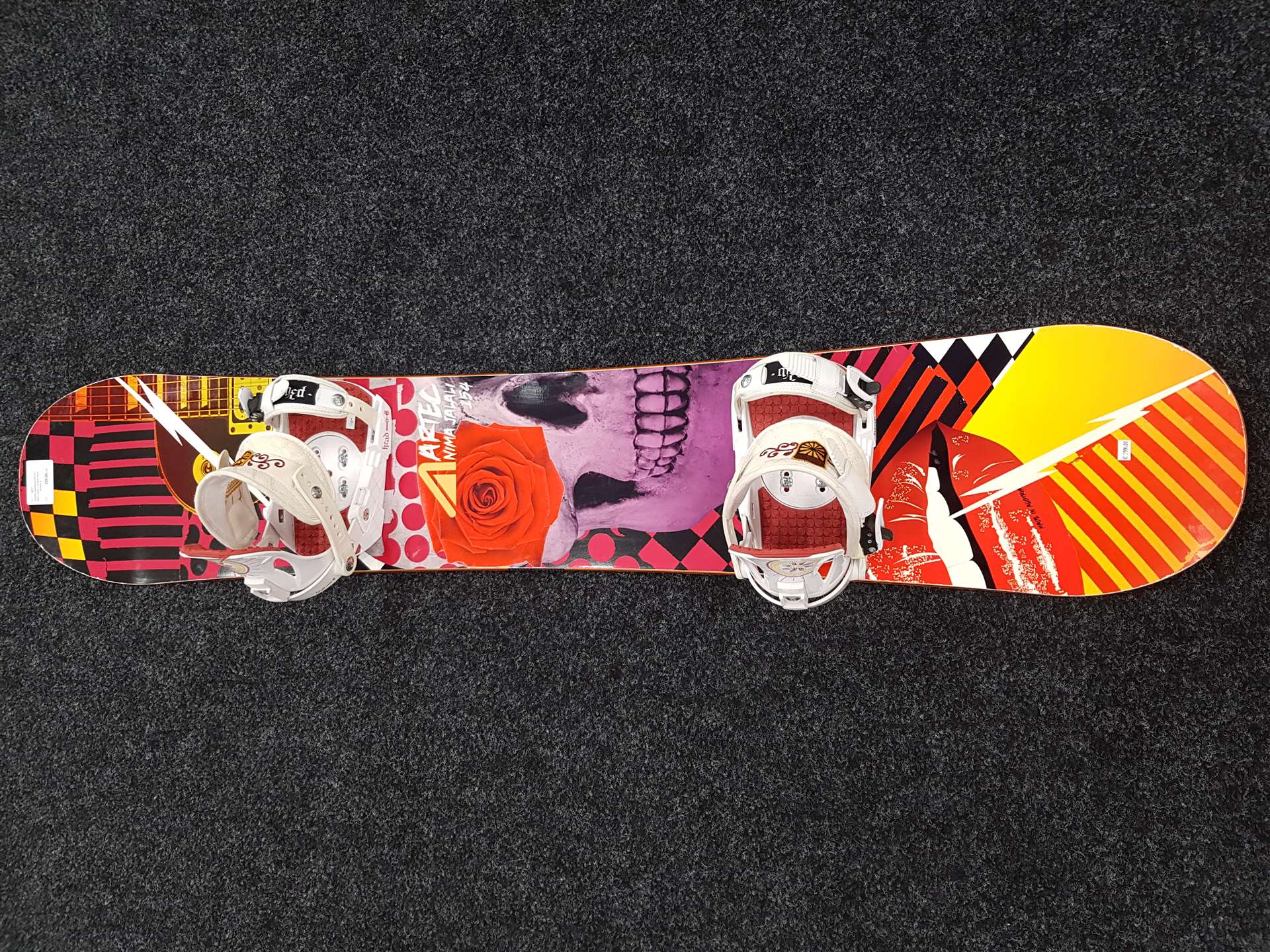 Použitý snowboard ARTEC Nima Jalali + vázání Head velikost S