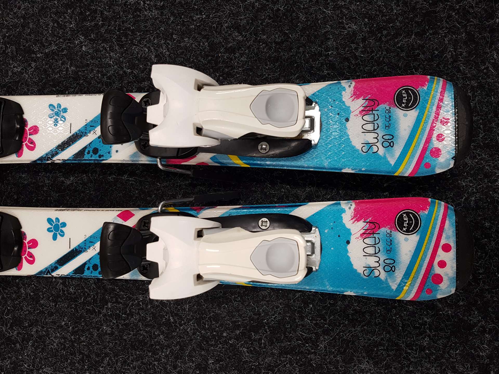 Używane narty dziecięce TECNOPRO Sweety + wiązania Tecnopro 4.5