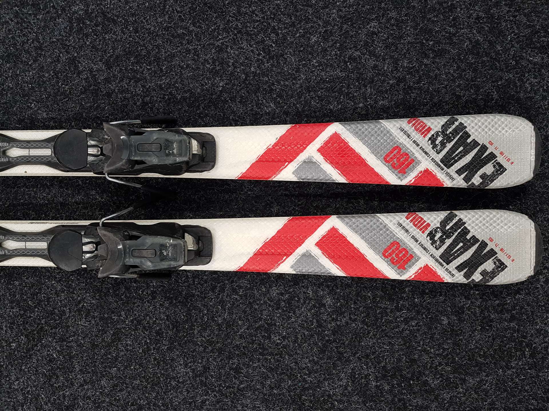 Skis d'occasion ELAN Exar Vidia 160 + fixations Elan EL 10