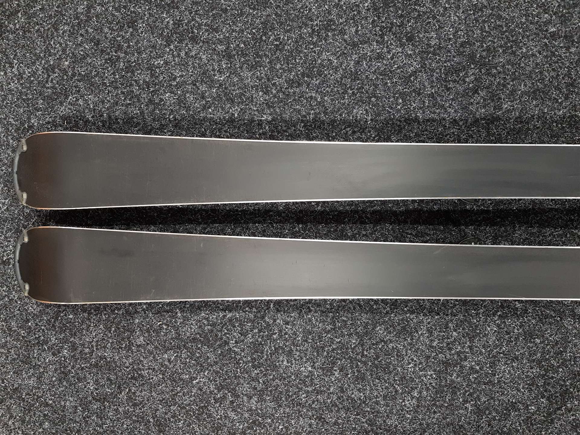 Skis d'occasion ELAN Exar Vidia 160 + fixations Elan EL 10