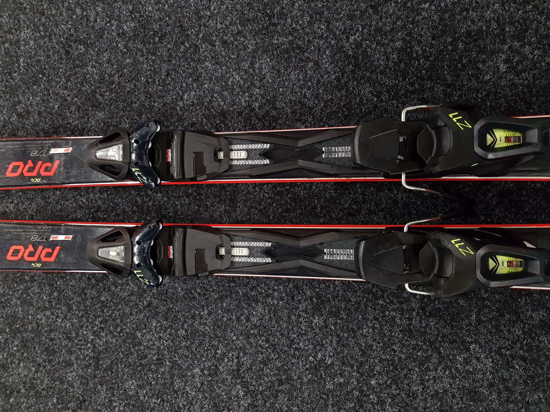 Używane narty FISCHER Curv Pro + wiązania Fischer Z11