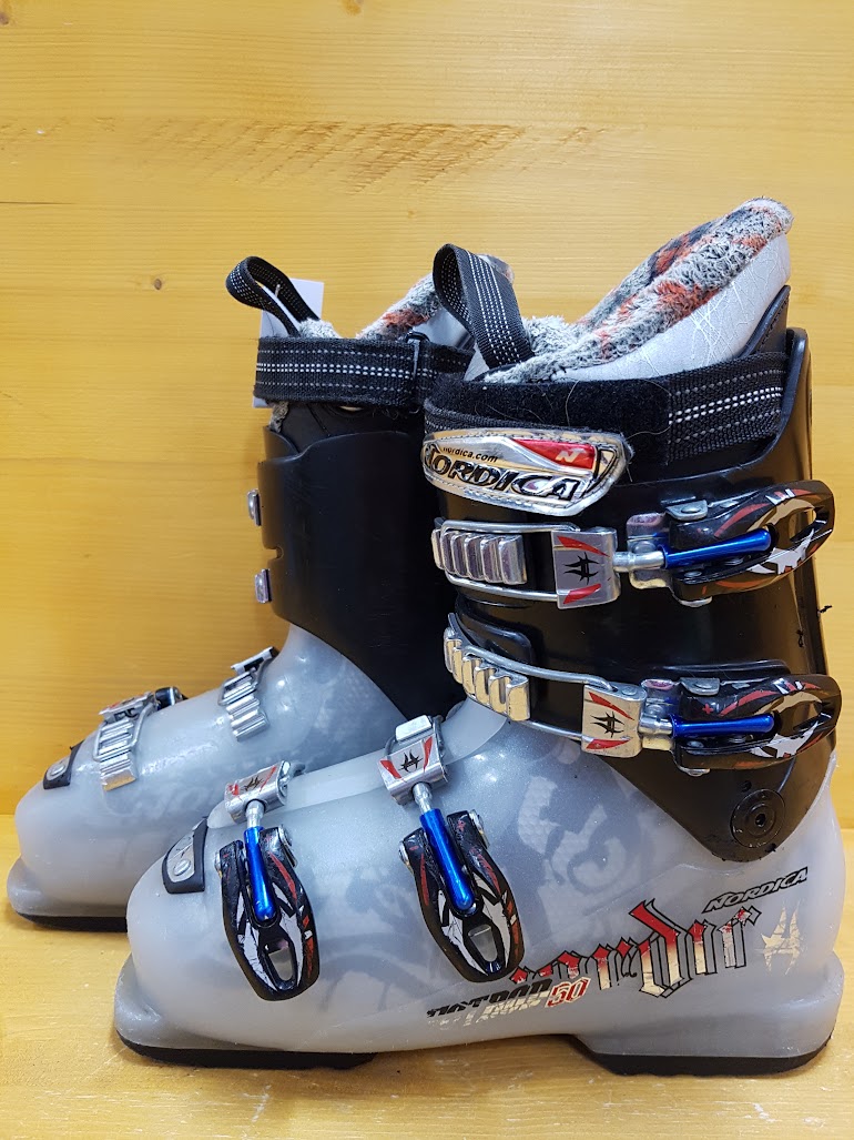 Použité lyžařky Nordica Hot Rod