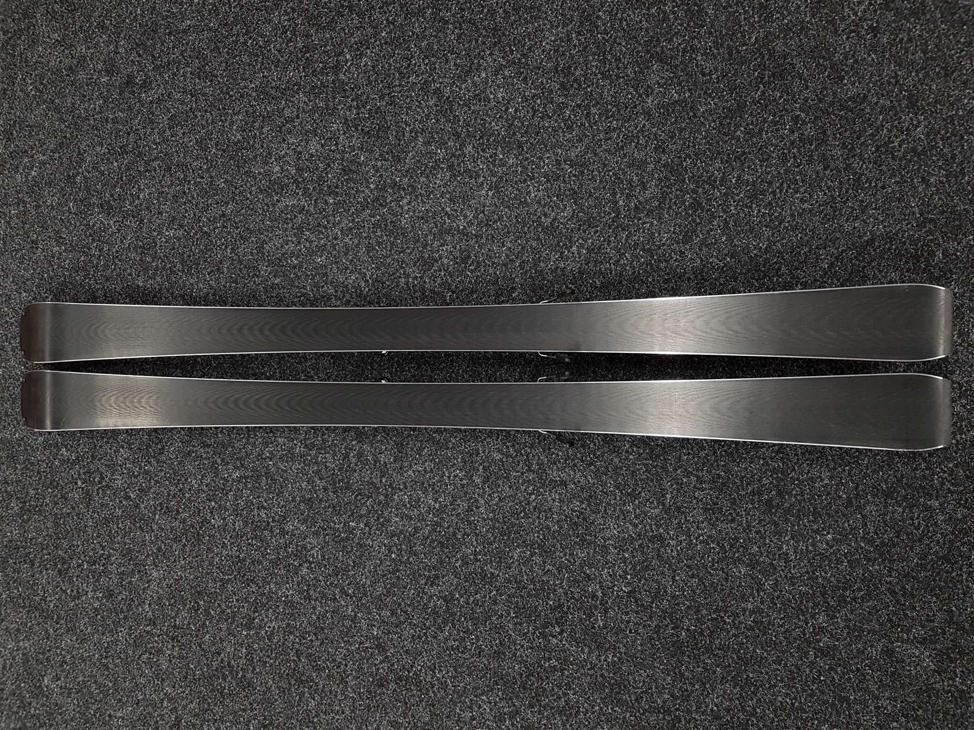 Skis ATOMIC Redster SC d'occasion + fixations Atomic M 10